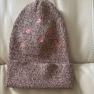 Embroidered flowers Beanie